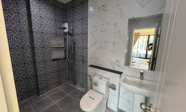 4-Bedroom House with Private Pool for Rent