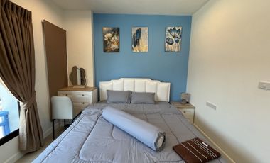 4-Bedroom House with Private Pool for Rent