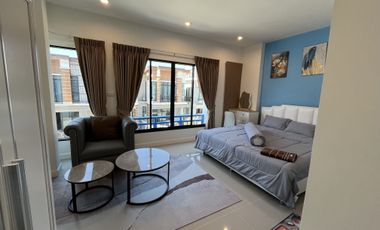 4-Bedroom House with Private Pool for Rent