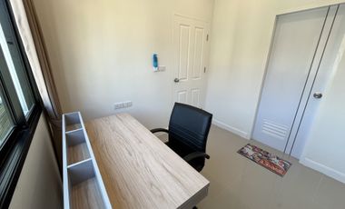 4-Bedroom House with Private Pool for Rent