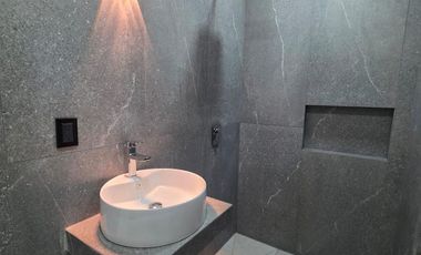 CASA EN VENTA DE 3 NIVELES EN RESIDENCIAL EL DIAMANTE