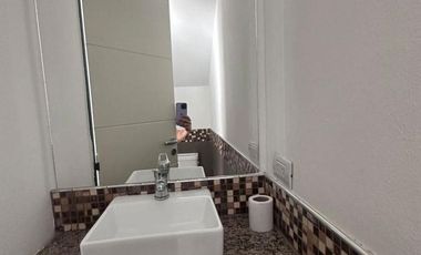 Dúplex en Alquiler de 2 Dormitorios c/ Patio y Asador en Barrio Yapeyu