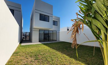 Casa en Venta Lomas del Mediterráneo, el jardín más grande