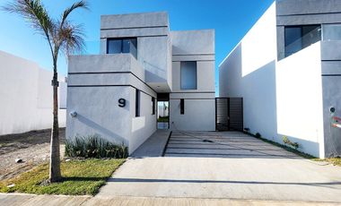 Casa en Venta Lomas del Mediterráneo, el jardín más grande