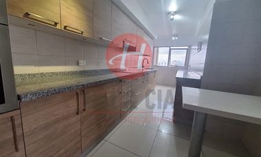 Departamento en Arriendo en Edificio Versalles