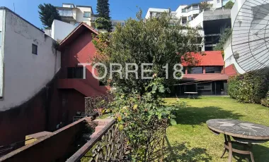 Casa en venta en Lomas de Tecamachalco Sección Bosques I y II, Huixquilucan, México