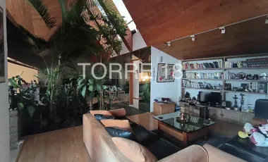 Casa en venta en Lomas de Tecamachalco Sección Bosques I y II, Huixquilucan, México
