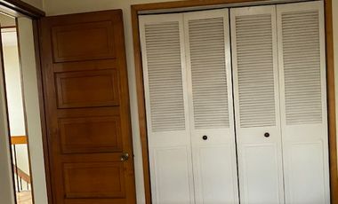 VENDO CASA BARRIO RESIDENCIAL A 4 CUADRAS DEL METRO EL LLANO