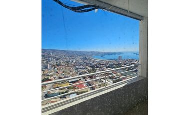 SE VENDE LINDO DEPTO CON HERMOSA VISTA A LA BAHIA Y PTO DE VALPARAISO