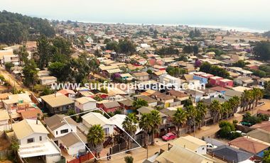 CASA DOS PISOS CON VISTA AL MAR EN CONDOMINIO