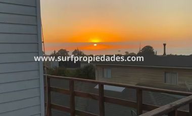 CASA DOS PISOS CON VISTA AL MAR EN CONDOMINIO