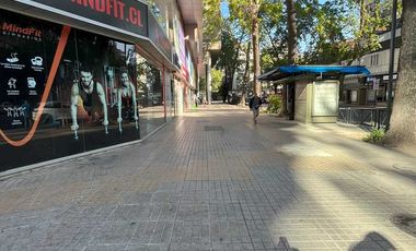 OPORTUNIDAD ESTACIONAMIENTO EN EXCELENTE UBICACIÓN