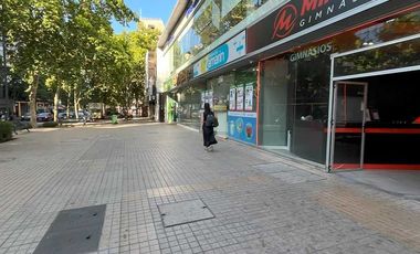 OPORTUNIDAD ESTACIONAMIENTO EN EXCELENTE UBICACIÓN