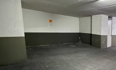 OPORTUNIDAD ESTACIONAMIENTO EN EXCELENTE UBICACIÓN