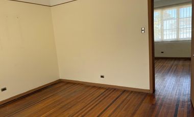 VENTA DE OFICINA EN EDIFICIO EN PLAZA DE ARMAS DE CURICO