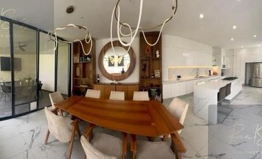 HERMOSA CASA EN VENTA EN LORETTA DOS, AL NORPONIENTE DE AGUASCALIENTES