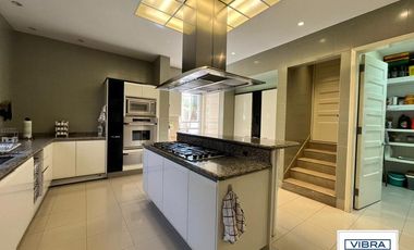 Residencia a la venta en Hacienda Santa Fe