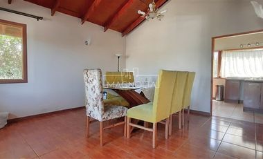Casa en Venta en a pasos de vivero las rosas