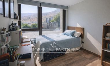 Arriendo en Chamisero, casa mediterránea a 10 min de Vitacura