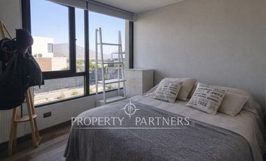 Arriendo en Chamisero, casa mediterránea a 10 min de Vitacura