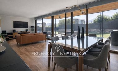 Arriendo en Chamisero, casa mediterránea a 10 min de Vitacura