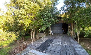 CASA BORDE LAGO RANCO