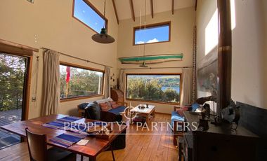 CASA BORDE LAGO RANCO