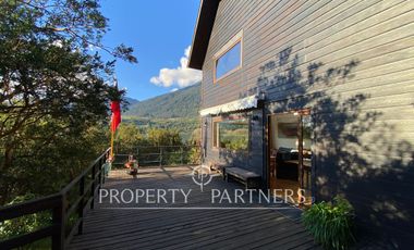 CASA BORDE LAGO RANCO