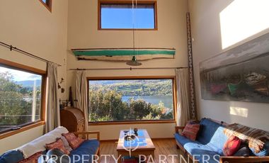 CASA BORDE LAGO RANCO