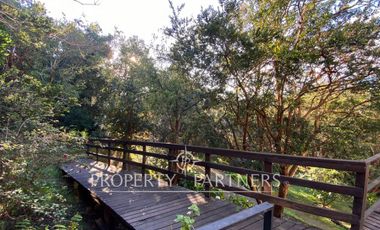 CASA BORDE LAGO RANCO