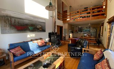 CASA BORDE LAGO RANCO