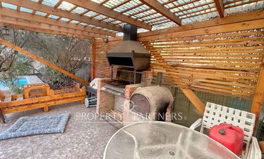 Espaciosa propiedad con tres casas en excelente ubicación de San Miguel