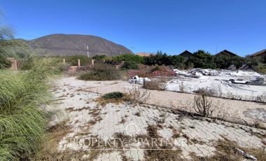 Terreno con Excelente Ubicación y Vitrina en Sector Ulriksen