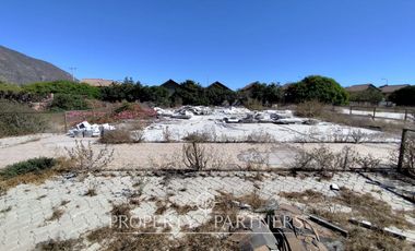 Terreno con Excelente Ubicación y Vitrina en Sector Ulriksen
