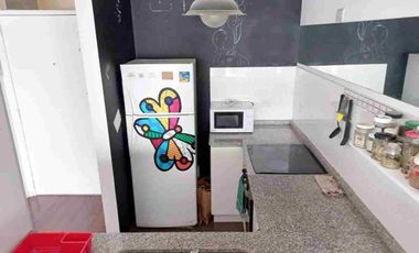 Va Urquiza, Sucre 4300 y Donado, 2 amb, 50m2, u$s 1,100 + servicios.