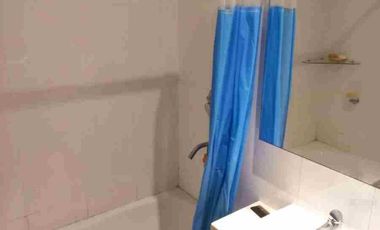 Va Urquiza, Sucre 4300 y Donado, 2 amb, 50m2, u$s 1,100 + servicios.