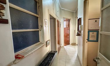 VENTA DEPTO 3 AMB BALVANERA CON DEPENDENCIA Y BALCON AL FRENTE