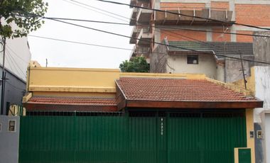 VENTA CASA 3 AMB. C/COCHERA - LOTE PROPIO 181m2  - J.L. SUÁREZ