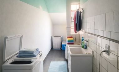 VENTA CASA 3 AMB. C/COCHERA - LOTE PROPIO 181m2  - J.L. SUÁREZ