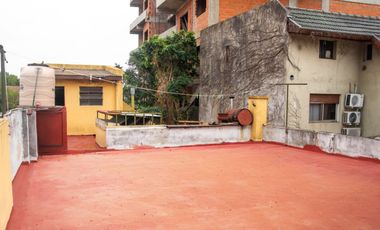 VENTA CASA 3 AMB. C/COCHERA - LOTE PROPIO 181m2  - J.L. SUÁREZ
