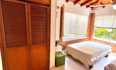 Casa unidad residencial - San Jerónimo - reformada