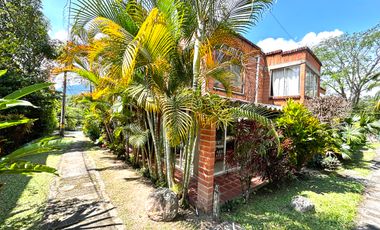 Casa unidad residencial - San Jerónimo - reformada