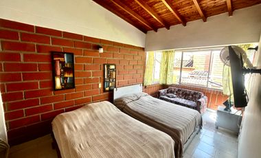 Casa unidad residencial - San Jerónimo - reformada