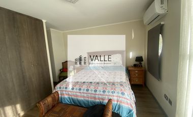 Venta Casa Condominio Vista Al Valle 3 dorm 4 Baños.