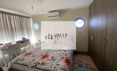 Venta Casa Condominio Vista Al Valle 3 dorm 4 Baños.