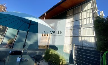 Venta Casa Condominio Vista Al Valle 3 dorm 4 Baños.
