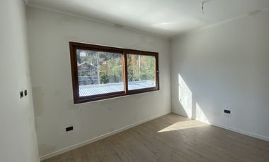 Casa  Nueva en Venta loteo Mirador de Nogales