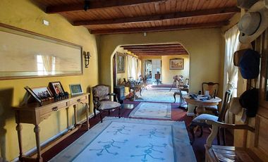 Venta  casa patronal y campo 6,75 Has Santa Cruz.