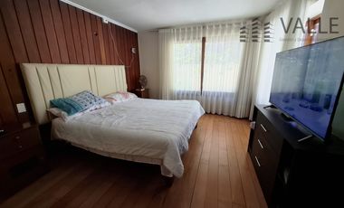 Venta de casa potencial uso comercial  Barrio El Tenis.