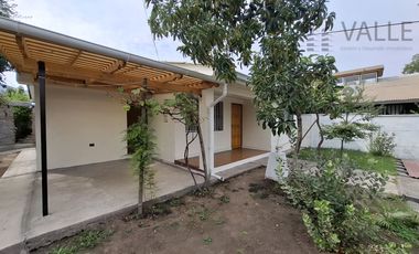Casa en venta  en Avda Arturo Prat Machali